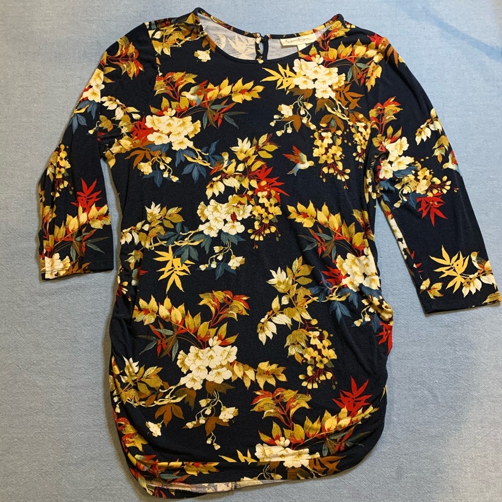 Button Back Ruched Maternity Top